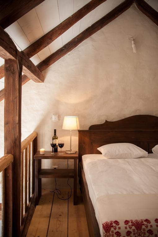 Transylvania Guesthouses Cincsor Δωμάτιο φωτογραφία